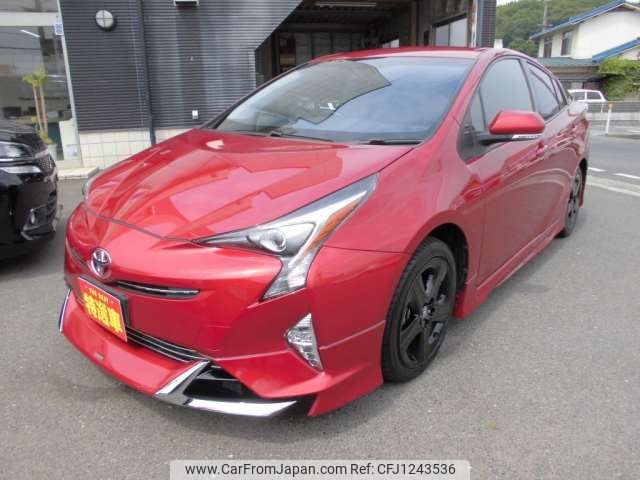 toyota prius 2016 -TOYOTA--Prius DAA-ZVW55--ZVW55-8038209---TOYOTA--Prius DAA-ZVW55--ZVW55-8038209- image 1