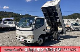 hino dutro 2006 CFJ1861639