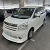 toyota noah 2007 AF-ZRR75-0008290 image 1