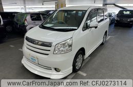 toyota noah 2007 AF-ZRR75-0008290