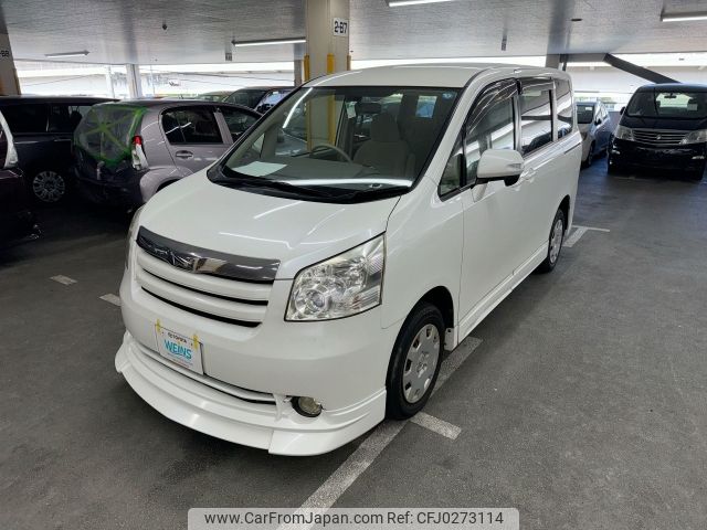 toyota noah 2007 AF-ZRR75-0008290 image 1