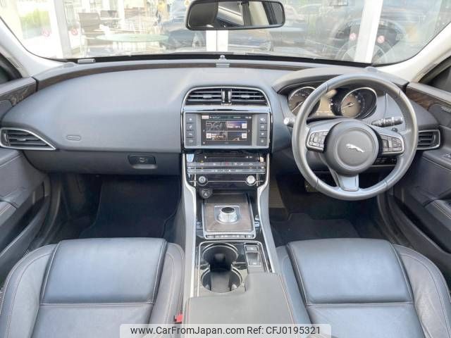 jaguar xe 2015 -JAGUAR--Jaguar XE CBA-JA2GA--SAJAB4AG0GA923859---JAGUAR--Jaguar XE CBA-JA2GA--SAJAB4AG0GA923859- image 2