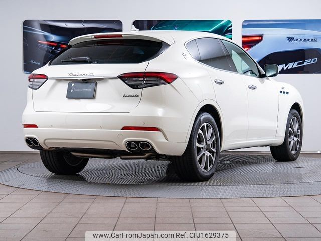 maserati levante 2022 CFJ1629375 image 2