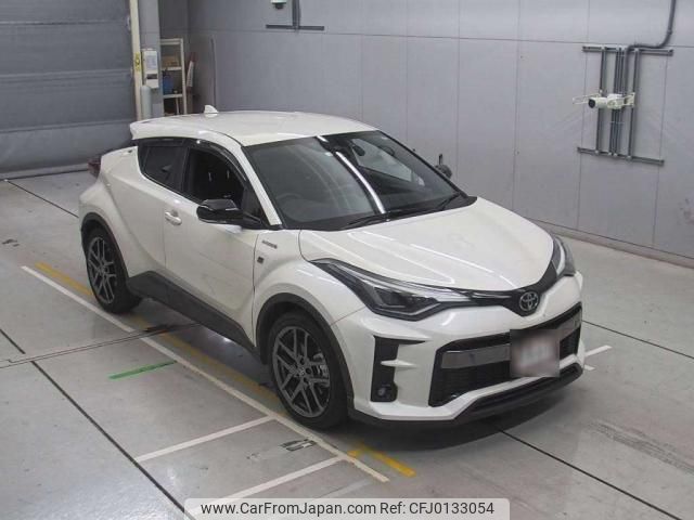 toyota c-hr 2020 quick_quick_6AA-ZYX11_ZYX11-2019854 image 1