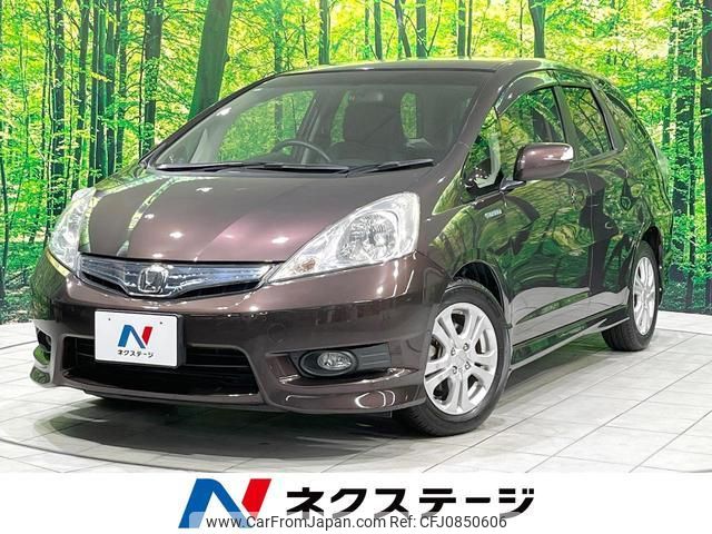 honda fit-shuttle-hybrid 2013 quick_quick_GP2_GP2-3120463 image 1