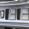 toyota aqua 2017 CFJ1547180 image 6