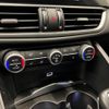 alfa-romeo giulia 2019 quick_quick_95220_ZAREAEGN6H7562690 image 19