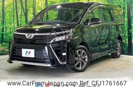 toyota voxy 2017 CFJ1761667