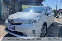 toyota prius-α 2014 CFJ1587273