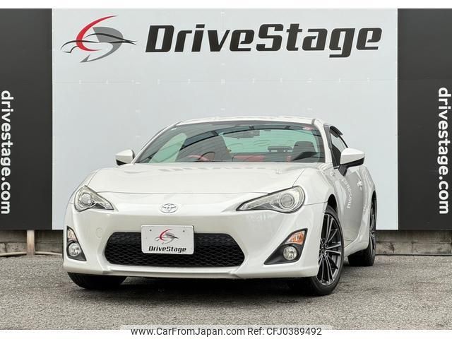 toyota 86 2013 quick_quick_DBA-ZN6_ZN6-030833 image 1