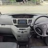 toyota voxy 2007 BD24054A7363 image 11