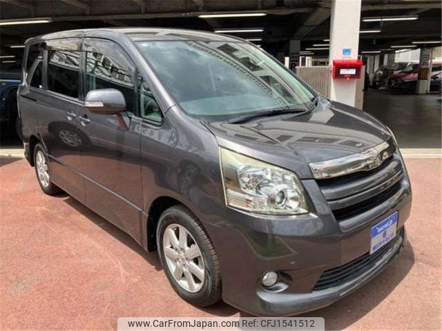 toyota noah 2008 CFJ1541512 image 2