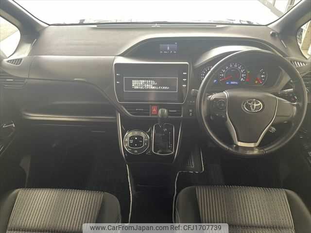 toyota voxy 2018 CFJ1707739 image 2