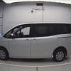 toyota voxy 2020 -TOYOTA--Voxy DBA-ZRR85G--ZRR85G-0137955---TOYOTA--Voxy DBA-ZRR85G--ZRR85G-0137955- image 9