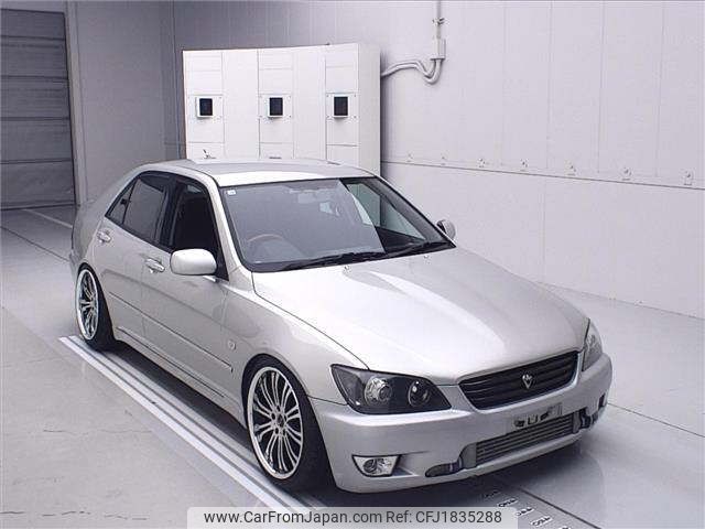 toyota altezza 2003 CFJ1835288 image 1