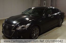 toyota crown 2013 CFJ1898042
