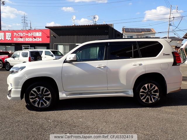 toyota land-cruiser-prado 2023 24120301 image 2