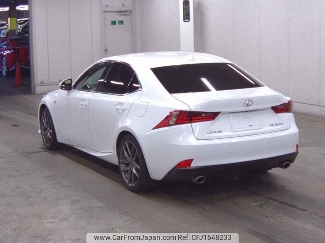 lexus is 2016 CFJ1648233 image 2
