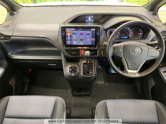 toyota voxy 2016 -TOYOTA--Voxy DBA-ZRR80W--ZRR80-0211891---TOYOTA--Voxy DBA-ZRR80W--ZRR80-0211891- image 2