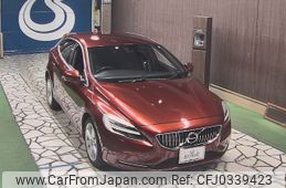 volvo v40 2017 -VOLVO--Volvo V40 MD4204T-YV1MVA8RDH2393061---VOLVO--Volvo V40 MD4204T-YV1MVA8RDH2393061-