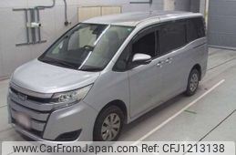 toyota noah 2018 -TOYOTA--Noah DBA-ZRR80Gｶｲ--ZRR80-0422081---TOYOTA--Noah DBA-ZRR80Gｶｲ--ZRR80-0422081-