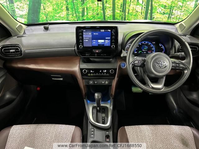toyota yaris-cross 2022 CFJ1688550 image 2