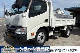 hino dutro 2012 CFJ1744237
