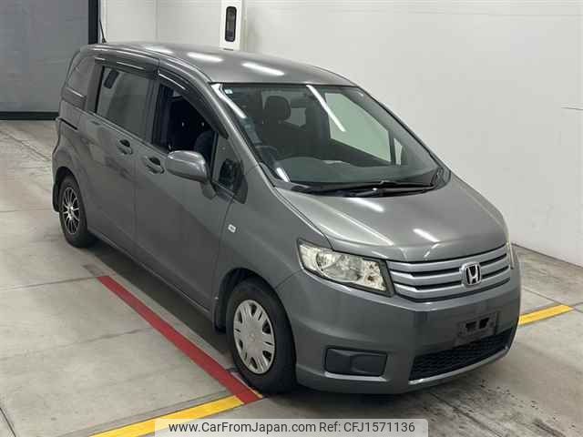 honda freed-spike 2011 CFJ1571136 image 1