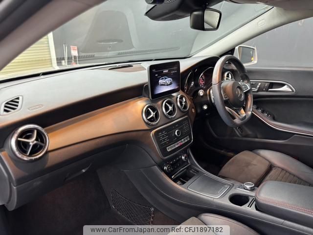 mercedes-benz cla-class 2018 CFJ1897182 image 2