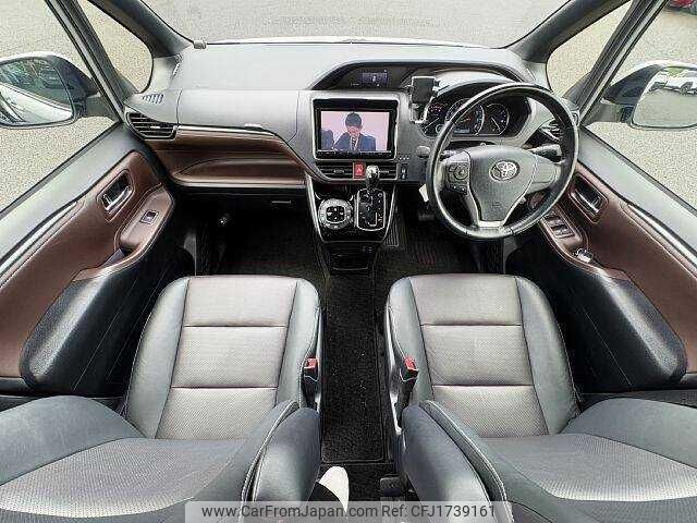 toyota esquire 2016 CFJ1739161 image 1