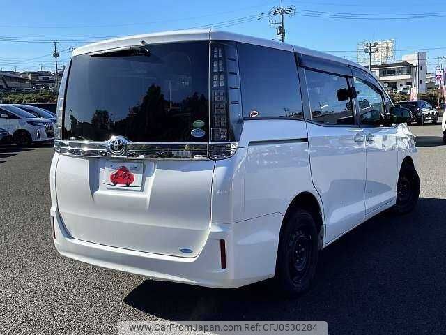 toyota voxy 2014 504928-926535 image 2