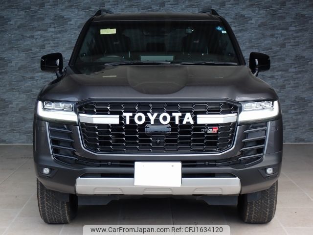 toyota land-cruiser-wagon 2023 CFJ1634120 image 2