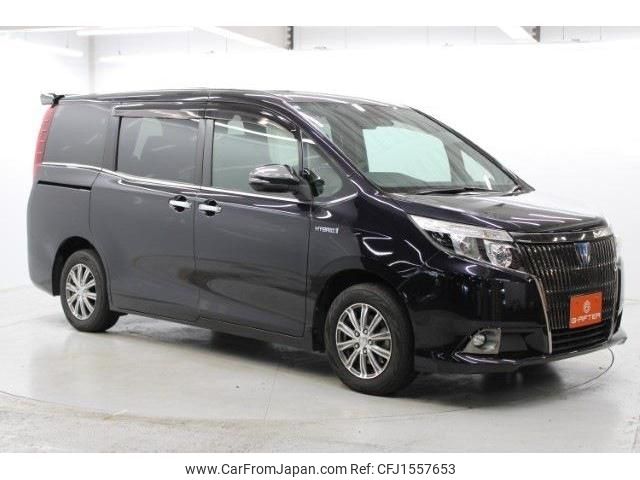 toyota esquire 2016 CFJ1557653 image 2
