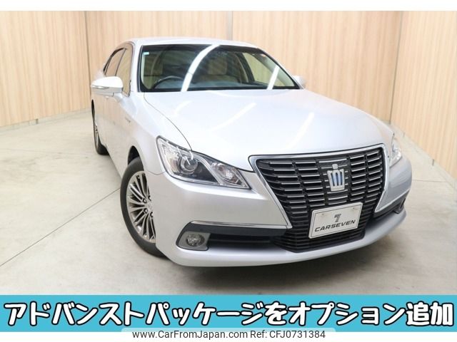 toyota crown 2013 -TOYOTA--Crown DAA-AWS210--AWS210-6040813---TOYOTA--Crown DAA-AWS210--AWS210-6040813- image 1