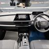 toyota prius 2024 CFJ1539454 image 13