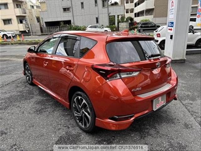 toyota auris 2016 CFJ1576916 image 2