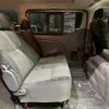 nissan nv350-caravan-van 2017 GOO_JP_700054153030250408003 image 43