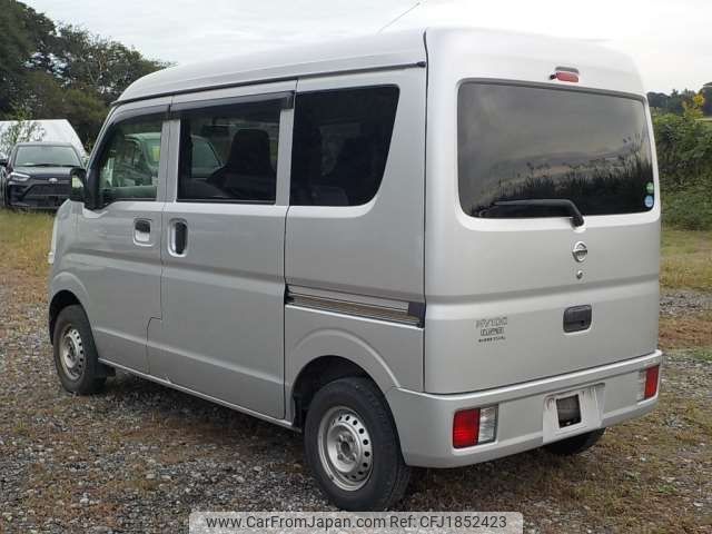 nissan clipper-van 2017 CFJ1852423 image 2