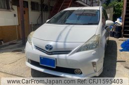 toyota prius-α 2013 CFJ1595403