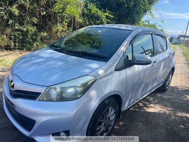 toyota vitz 2012 CFJ1653945 image 1
