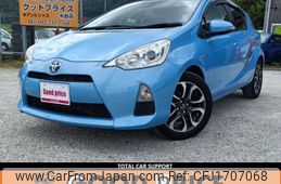 toyota aqua 2012 CFJ1707068