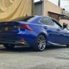 lexus is 2016 CFJ1709220 image 2
