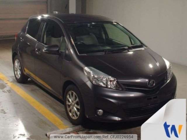 toyota vitz 2011 -TOYOTA--Vitz DBA-NSP130--NSP130-2056168---TOYOTA--Vitz DBA-NSP130--NSP130-2056168- image 1