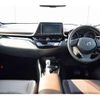 toyota c-hr 2017 quick_quick_DAA-ZYX10_ZYX10-2059908 image 17