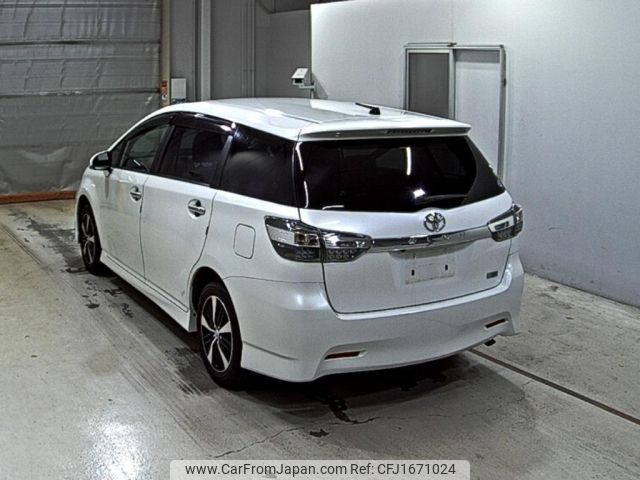 toyota wish 2014 CFJ1671024 image 2