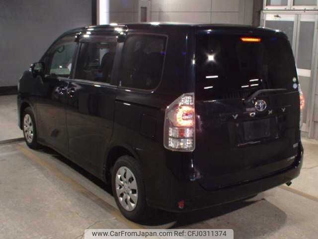 toyota voxy 2013 TE3058 image 1