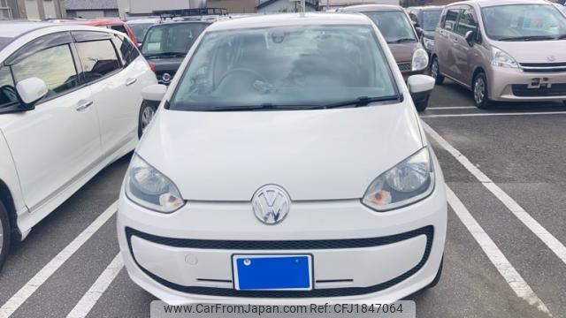 volkswagen up 2013 CFJ1847064 image 1