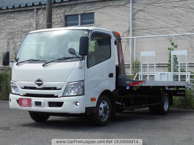 hino dutro 2021 GOO_NET_EXCHANGE_0707822A30240809W003 image 2