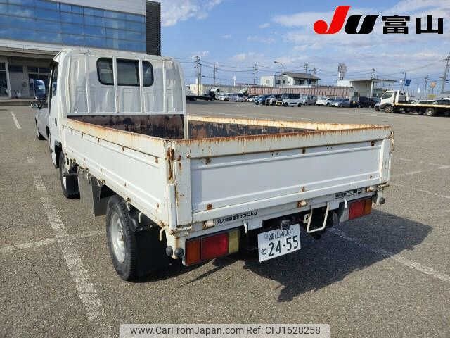 isuzu elf-truck 2004 CFJ1628258 image 2