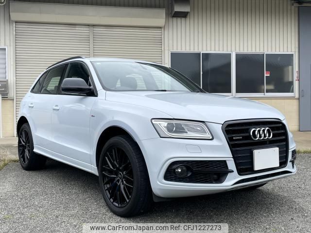 audi q5 2016 quick_quick_ABA-8RCNCF_WAUZZZ8R5GA056862 image 1